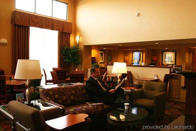 Hampton & Grand Rapids-airport 28th St Hotel Cascade